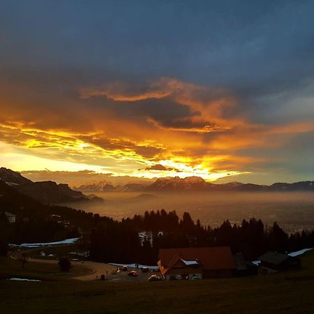 Grosszuegige Ferienwohnung Am Skigebiet Boedele Mit Rheintalblick Dornbirn Exterior foto